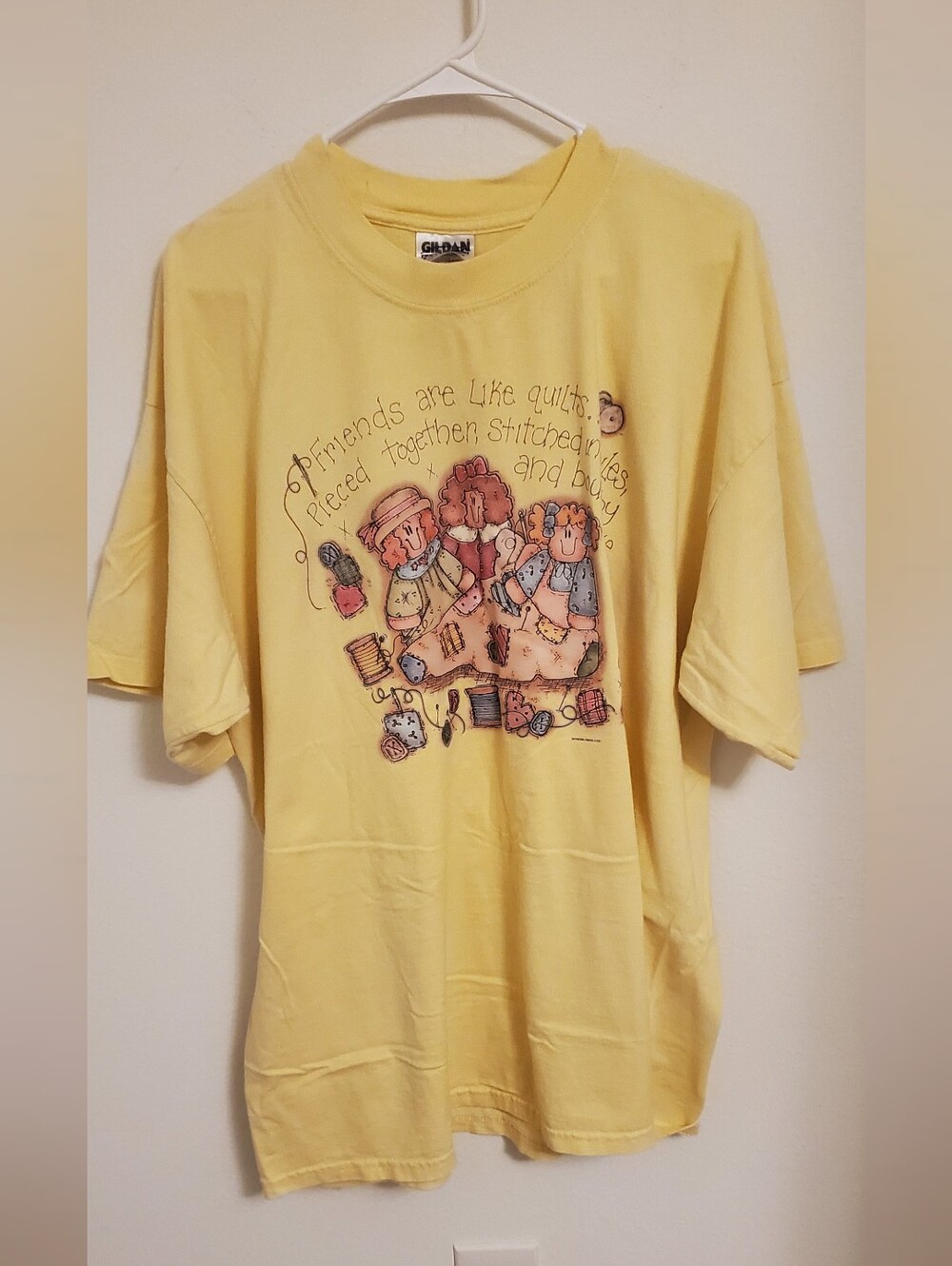 Vintage Gildan Yellow Short Sleeve Tee with Friends Quilt Graphic Cottagecore